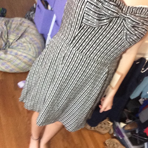 bow top sweet heart neckline dress