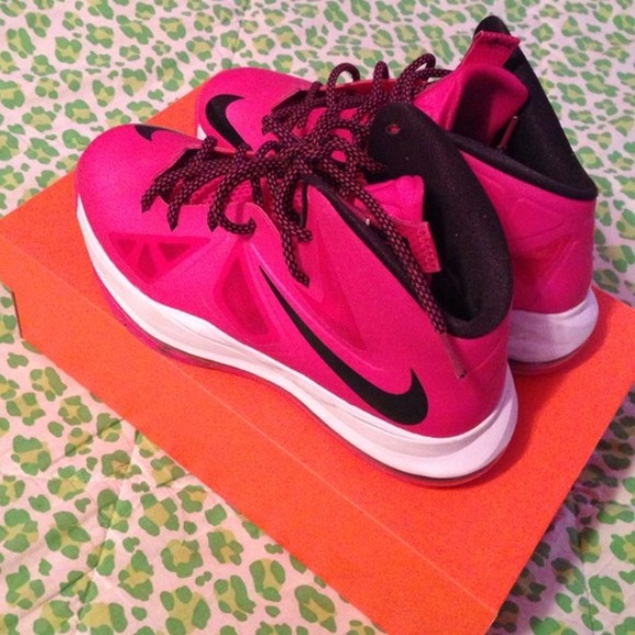 Pink lebrons basketball style sneakers - Picture 1 of 3