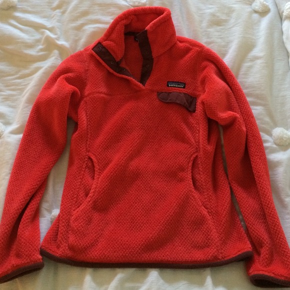 Patagonia Fleece Pullover in a deep pink
