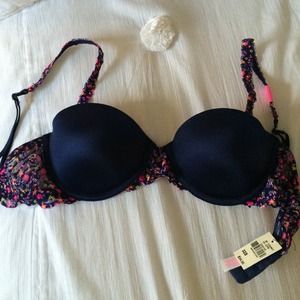 Victoria Secret 32 B push up Bra