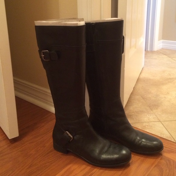 SOLD Black riding boots