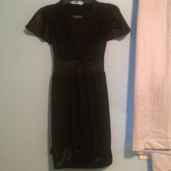 Elegant LBD - Picture 1 of 2