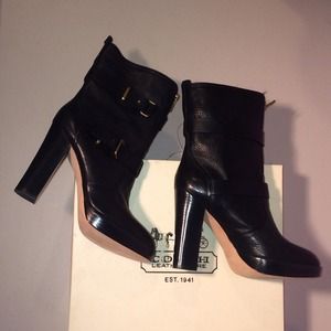 Spring Sale  Coach Lianne Boots Black 10M