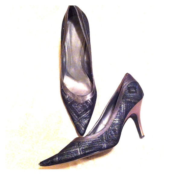 Nine West silver and black evening pumps