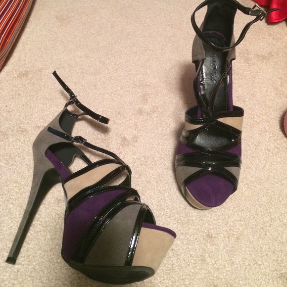 Sandal heels