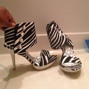Zebra print Delicacy pumps