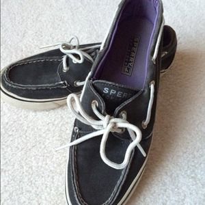 Women's Sperry's.