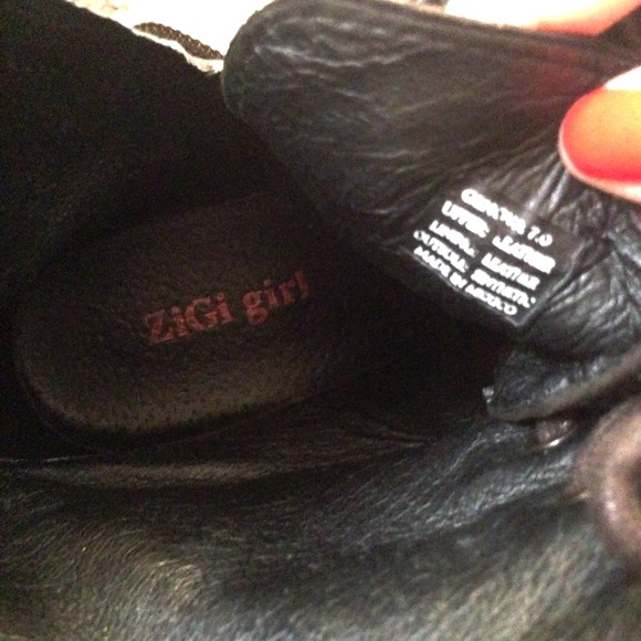 Zigi girl black ankle zip up boots size 7 - Picture 4 of 4