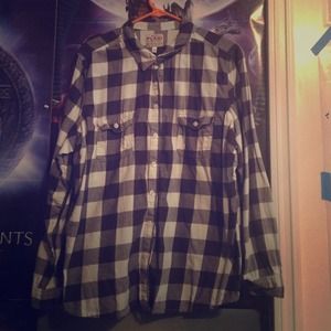 ▪️Black & White Plaid Flannel▪️