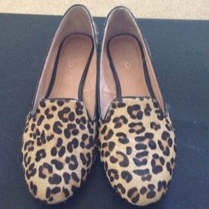 Leopard print calf hair loafers.