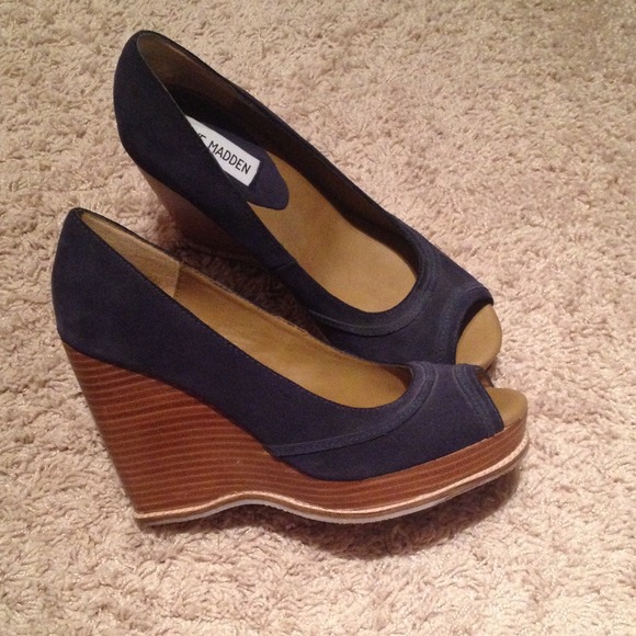 Steve Madden wedges