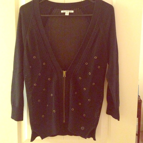 American eagle zip up sweater