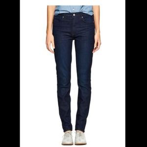 GAP 1969 high waist skinny jeans. Size 27 Short.
