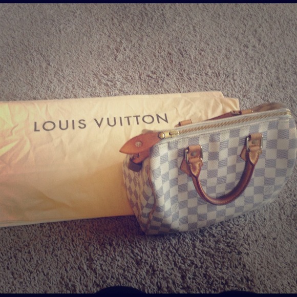 Louis Vuitton speedy bag