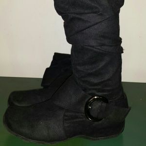 Knee High black slouchy boots