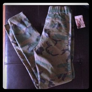 Skinny camo jeans.  SOLD'