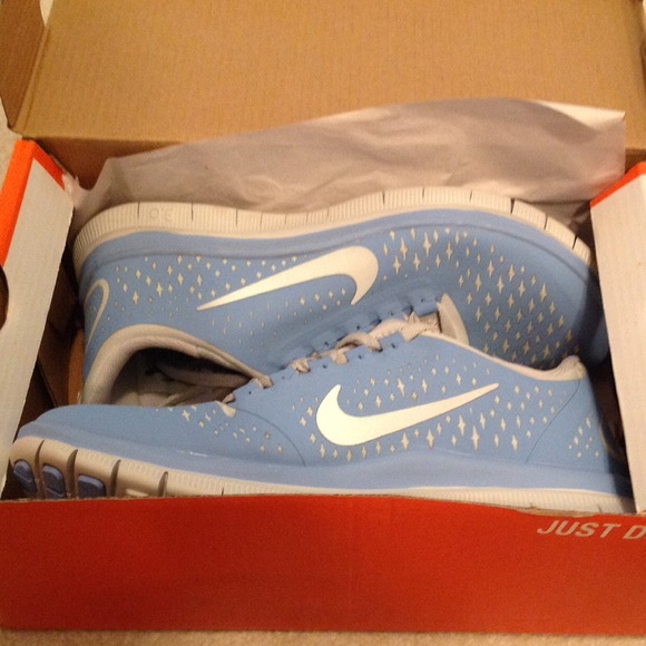 WMNS Nike Free Run 3.0 V4 Agua Blue SZ 7