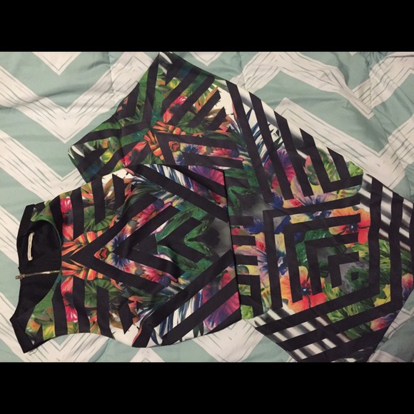 Hot Skirt and top set 🔥