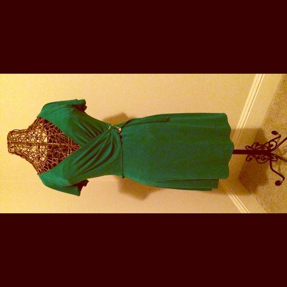 BCBG wrap dress. XS