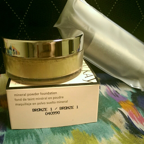 ❗FINAL PRICE❗ 🆕 Mary Kay mineral powder 🆕