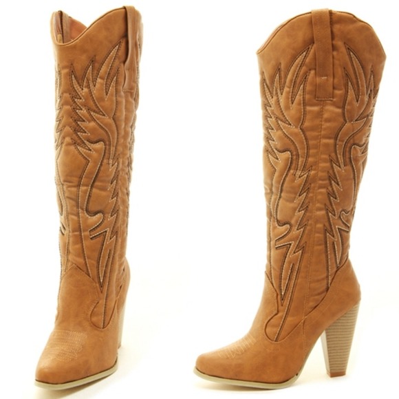 Gorgeous cow girl boots