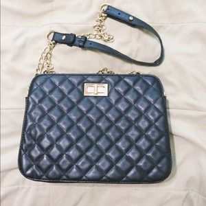 Black crossbody purse