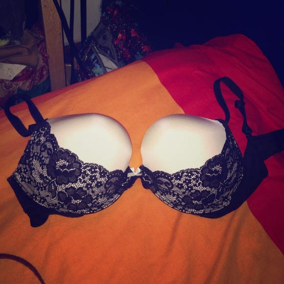 Victoria's Secret Bombshell