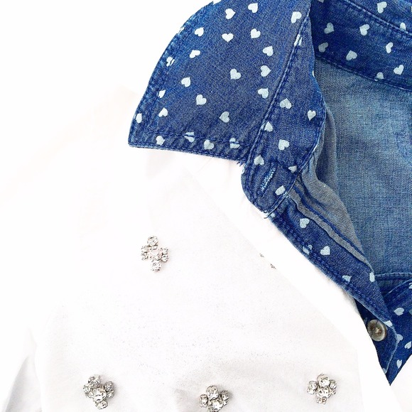 lauren conrad Tops - Lauren Conrad Heart Print Chambray Shirt