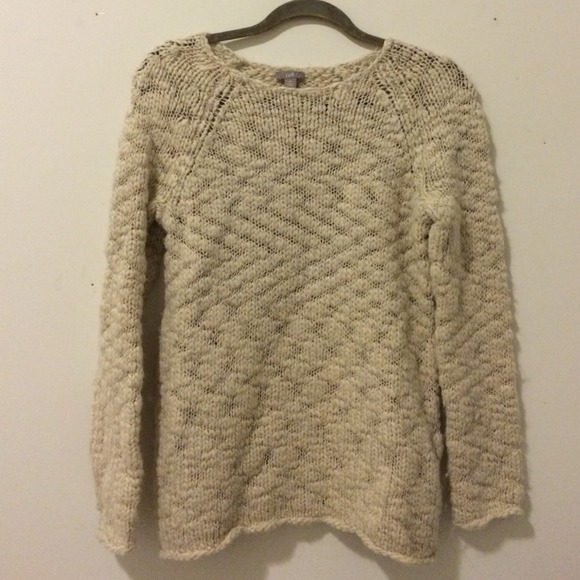 XS Cream Sweater Loose Fit