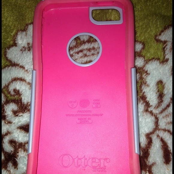 💯authentic otter box for iPhone 5/5s slight loved
