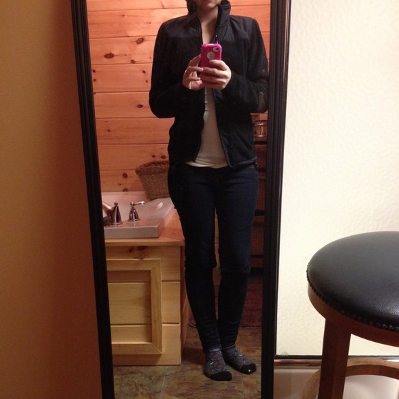 Black fleece Aeropostale jacket - Picture 3 of 4