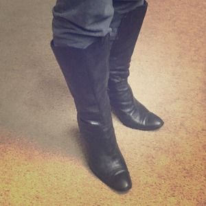 9 Leather boots in great condition