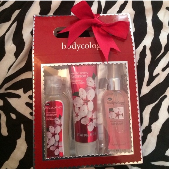 Bodycology exotic cherry blossom