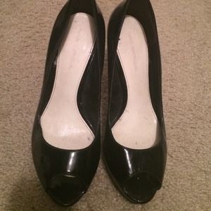 Via Spiga patent leather peep toe platforms