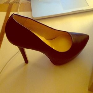 Jessica Simpson Platform heels