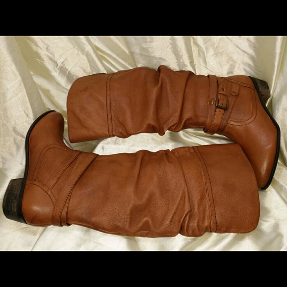 Steve Madden Casstro Boots NWOB