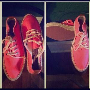 Pink coconut women's shoe