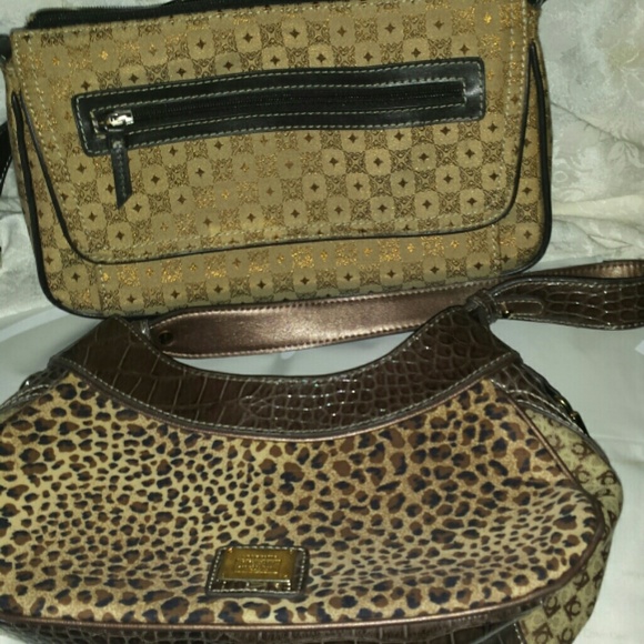 Bundle - Picture 4 of 4