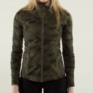 REDUCED ! camo print lululemon zip jacket!