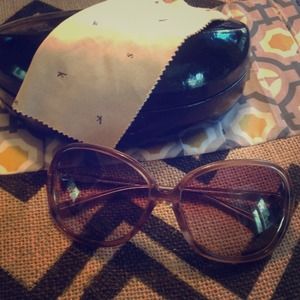 Gorgeous gray Kate Spade Sunnies-final reduction.