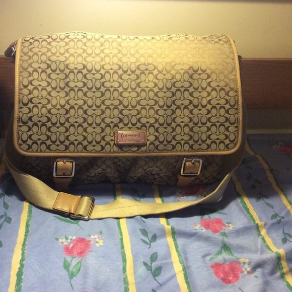 Coach Messenger Bag
