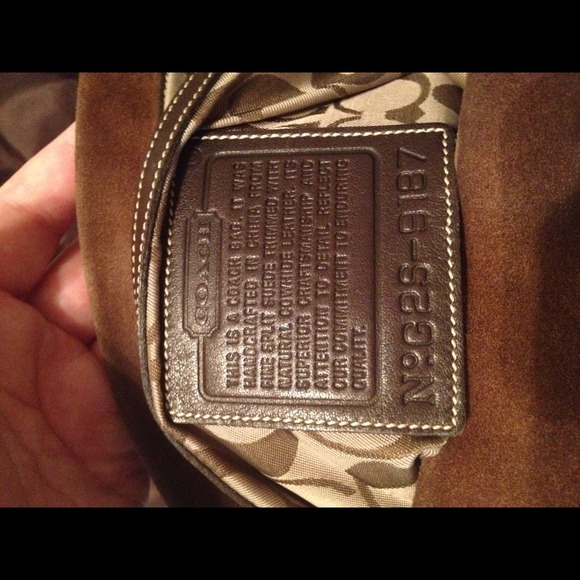 Authentic brown suede Coach bag - Picture 3 of 4