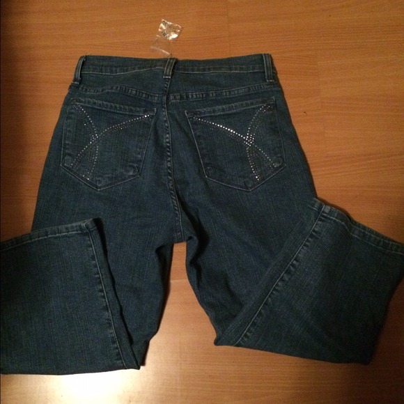 Not your daughter jeans Capri size 8p NWOT