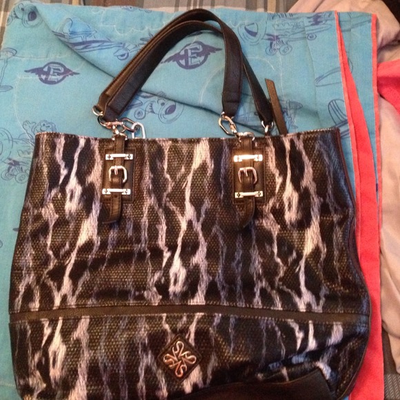 Simply Vera Wang purse.