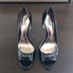 Carlos Santana Blank patent pumps