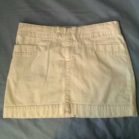 Short n Preppy Stretch Cotton Skirt - Picture 2 of 4