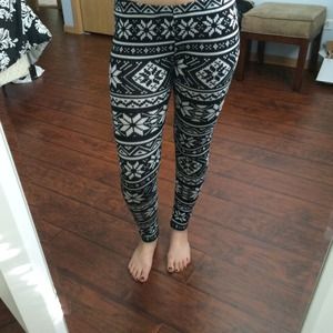 Patterned leggings!