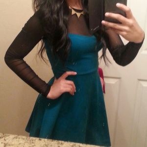 Forever 21 cute peplum dress