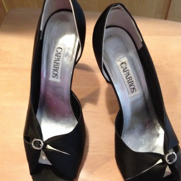 Satin peep toe