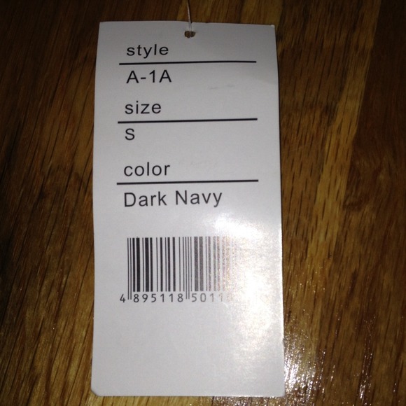 BRAND NEW W/ TAGS Aruba skirt. - Picture 3 of 4